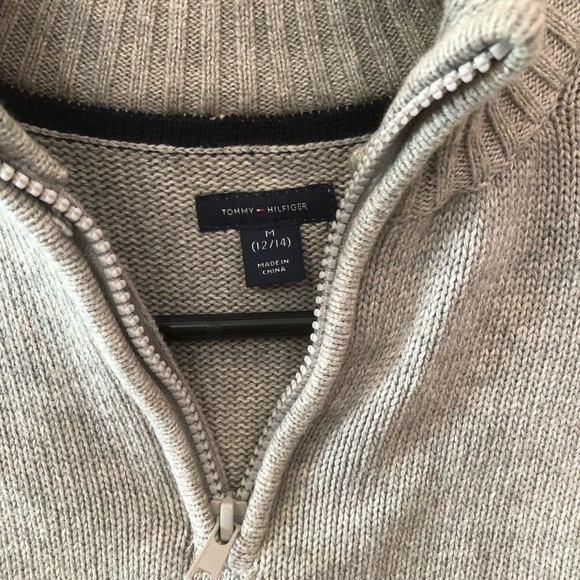 Tommy Hilfiger Big Boy’s Pull Over Gray Sweater Size M (12/14) 100% Cotton - Picture 10 of 12